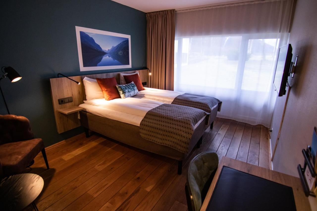 Nordfjord Hotell Nordfjordeid Exterior foto