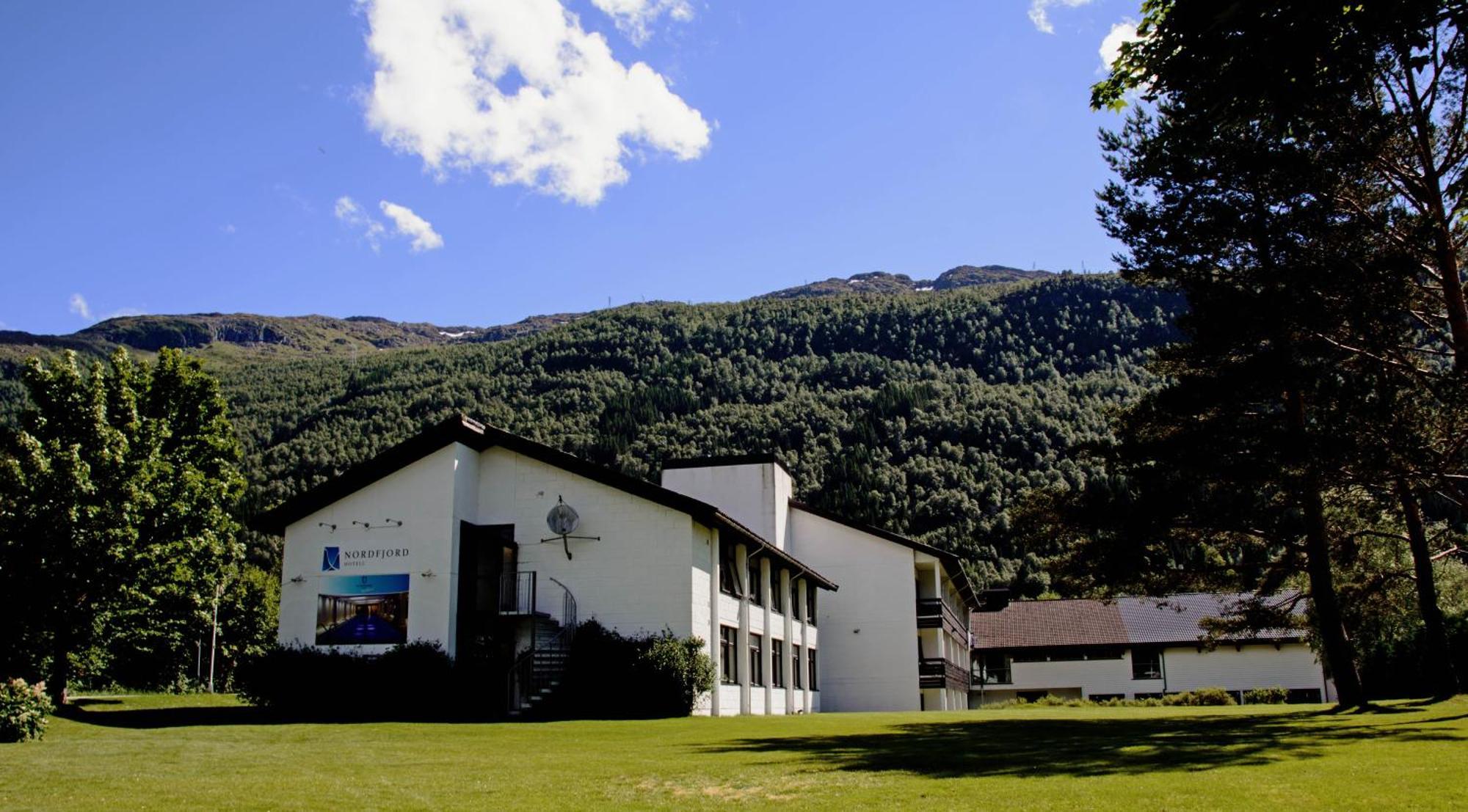 Nordfjord Hotell Nordfjordeid Exterior foto